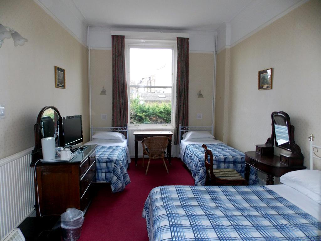 Dillons Hotel London Szoba fotó