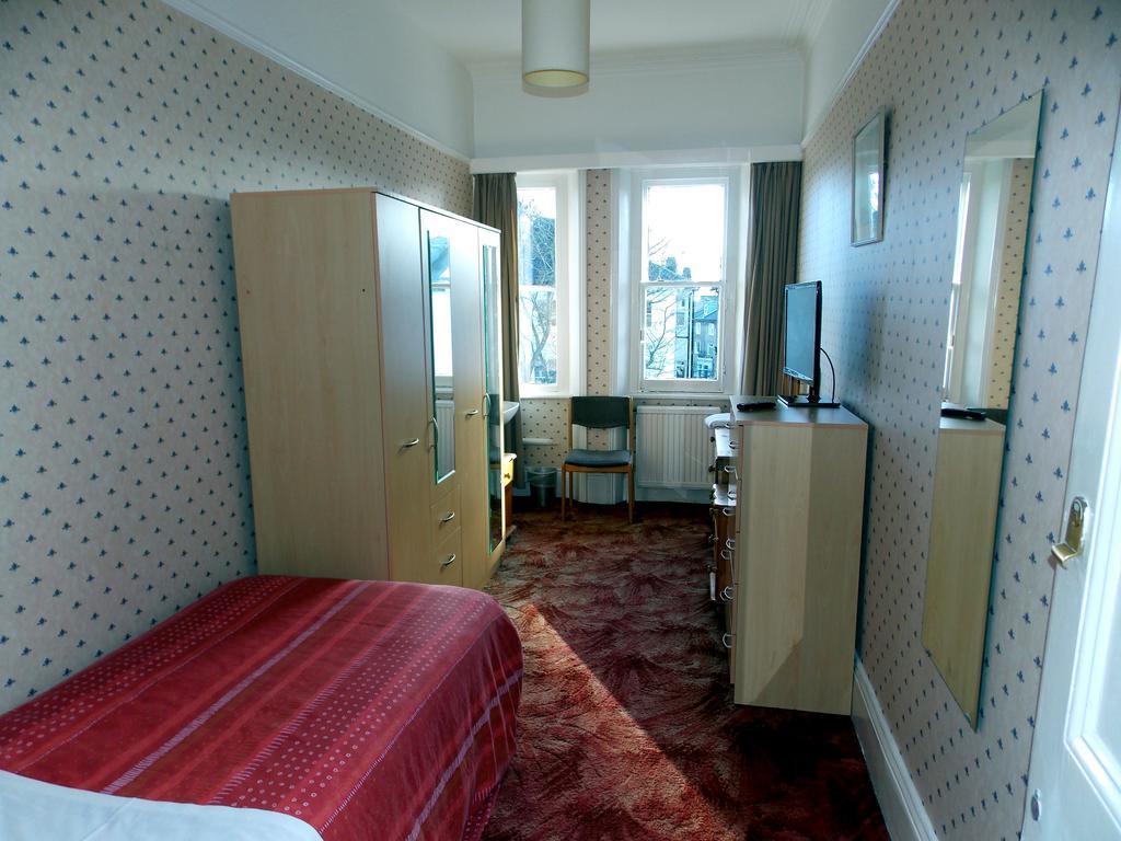Dillons Hotel London Szoba fotó