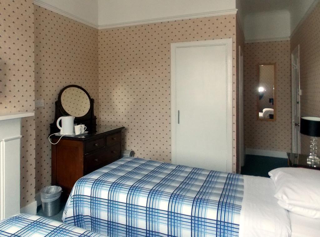 Dillons Hotel London Szoba fotó
